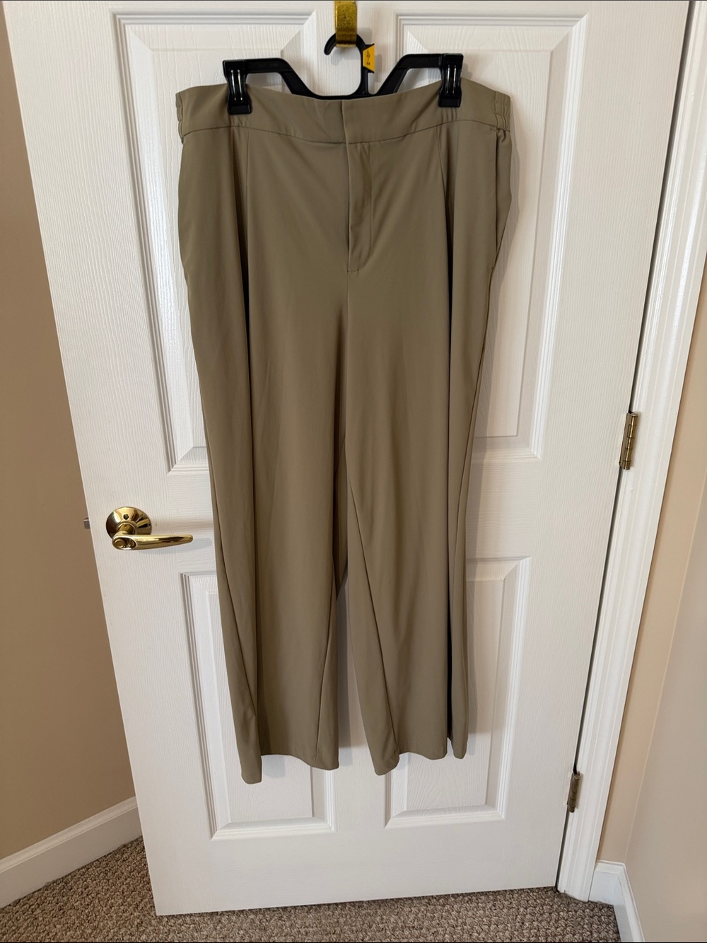 Athleta Tan Wide Leg Trousers pleated nylon 16